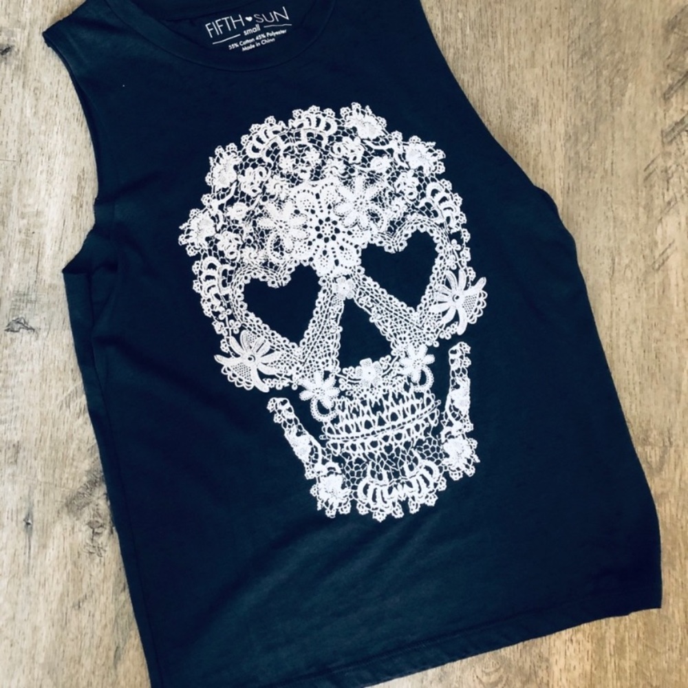 Skull Tank - NWT